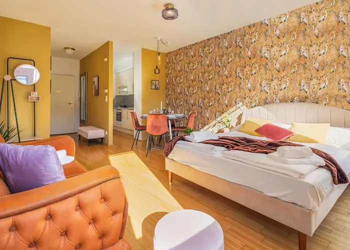 דירה 2 Separate Full - 5 Bedroom - Gym - Parking - Rooftop וינה